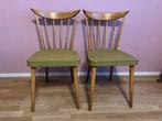 Set van 2 mid century keukentafel stoelen, Huis en Inrichting, Stoelen, Ophalen, Gebruikt, Bruin