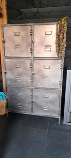 Showroom model metalen ladenkast locker van giga meubel, Ophalen, Zo goed als nieuw
