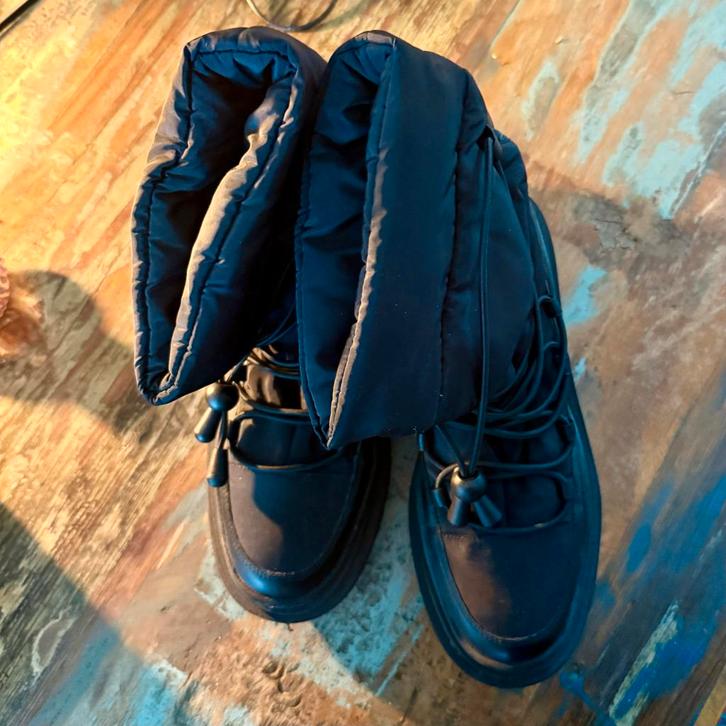 Mango Snowboots Zwart Maat 40, Kleding | Dames, Schoenen, Zo goed als nieuw, Snowboots, Zwart, Ophalen of Verzenden