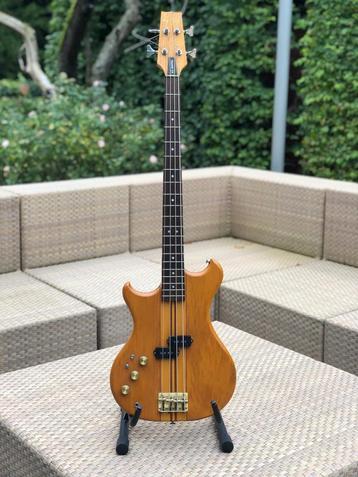 Westone Thunder A1 linkshandige basgitaar Matsumoku 1983 beschikbaar voor biedingen