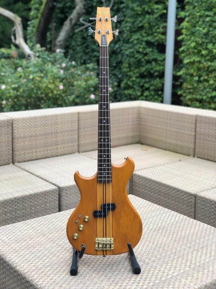 Westone Thunder 1-A linkshandige basgitaar Matsumoku 1983, Muziek en Instrumenten, Snaarinstrumenten | Gitaren | Bas, Gebruikt