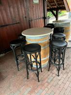 Barkrukken met bar/stafels, 2 krukken, Ophalen, Zo goed als nieuw, 60 tot 90 cm