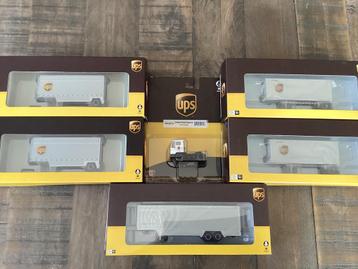 Athearn USA speciale eenmalige UPS set yard tractor/trailers beschikbaar voor biedingen