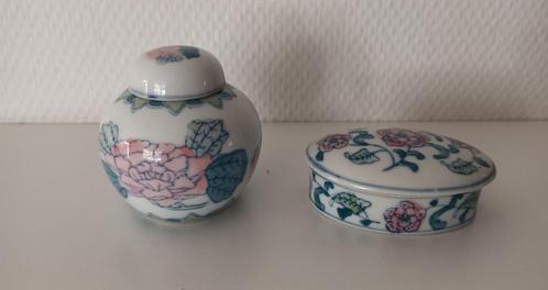 2 porseleinen Chinese potjes, Antiek en Kunst, Antiek | Porselein, Ophalen of Verzenden