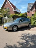 ALFA ROMEO 147 1.6 T.SPARK VELOCE DISTINCTIVE 5DEURS, Auto's, Alfa Romeo, Voorwielaandrijving, 1195 kg, Zwart, 4 cilinders