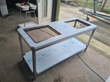 3 stuks RVS werktafel  beschikbaar voor biedingen