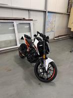 KTM Duke 125 ABS - 2018 - Zo Goed Als Nieuw!, Ophalen, Zo goed als nieuw