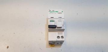 Schneider Groepenkast Aardlekautomaat C6 30mA 4,5kA (1x) beschikbaar voor biedingen