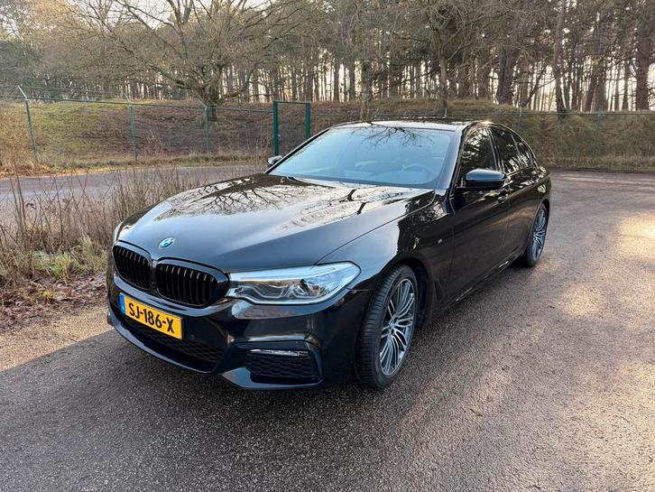 BMW 5-Serie 530i 252pk M-pakket met Premium Garantie, Auto's, BMW, Particulier, 5-Serie, ABS, Adaptieve lichten, Adaptive Cruise Control