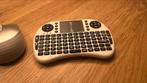 Draadloos mini USB toetsenbord/touchpad, Computers en Software, Toetsenborden, Ophalen of Verzenden, Zo goed als nieuw