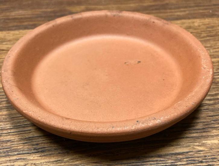 Aardewerk Schaaltje / Onderzetter Plantenpotje plakken potje, Huis en Inrichting, Woonaccessoires | Onderzetters, Gebruikt, Overig