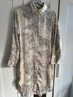 H&M zijde lange blouse/jurk maat S nieuw, Kleding | Dames, H&M, Beige, Ophalen of Verzenden, Zo goed als nieuw