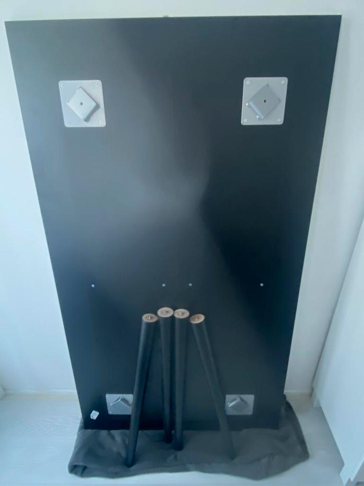 Zwarte Vienna eettafel (Woonenzo), Huis en Inrichting, Tafels | Eettafels, Zo goed als nieuw, 50 tot 100 cm, 150 tot 200 cm, Vier personen