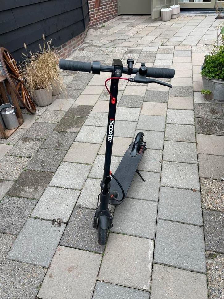Iscooter Elektrische Step, Fietsen en Brommers, Steps, Gebruikt, Elektrische step (E-scooter), Ophalen