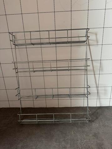 Kruidenrek beschikbaar voor biedingen