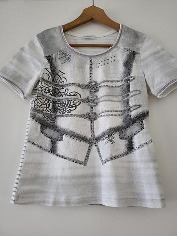 T-shirt Bonita beschikbaar voor biedingen