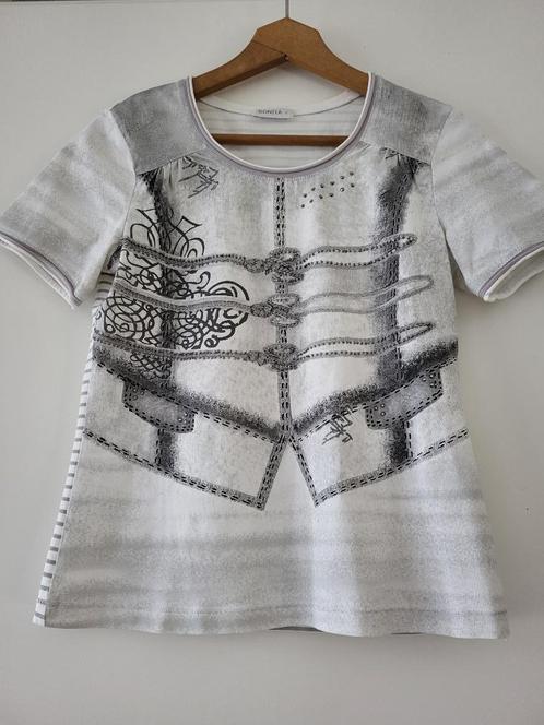 T-shirt Bonita, Kleding | Dames, T-shirts, Zo goed als nieuw, Maat 36 (S), Korte mouw, Verzenden