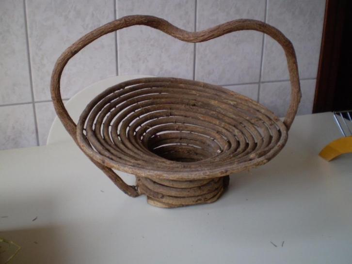 Exclusieve mand van takken, mooi om en kerststuk in te maken, Diversen, Kerst, Zo goed als nieuw, Ophalen of Verzenden