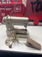 PFAFF Naaimachine, Hobby en Vrije tijd, Naaimachines en Toebehoren, Ophalen, Gebruikt, Naaimachine, Pfaff