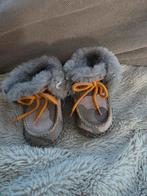UGG Slofjes Maat 16 - Zo goed als nieuw!, Kinderen en Baby's, Slofjes, UGG, Jongetje of Meisje, Ophalen of Verzenden