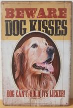 Beware dog kisses golden retriever reclamebord van metaal, Nieuw, Ophalen of Verzenden