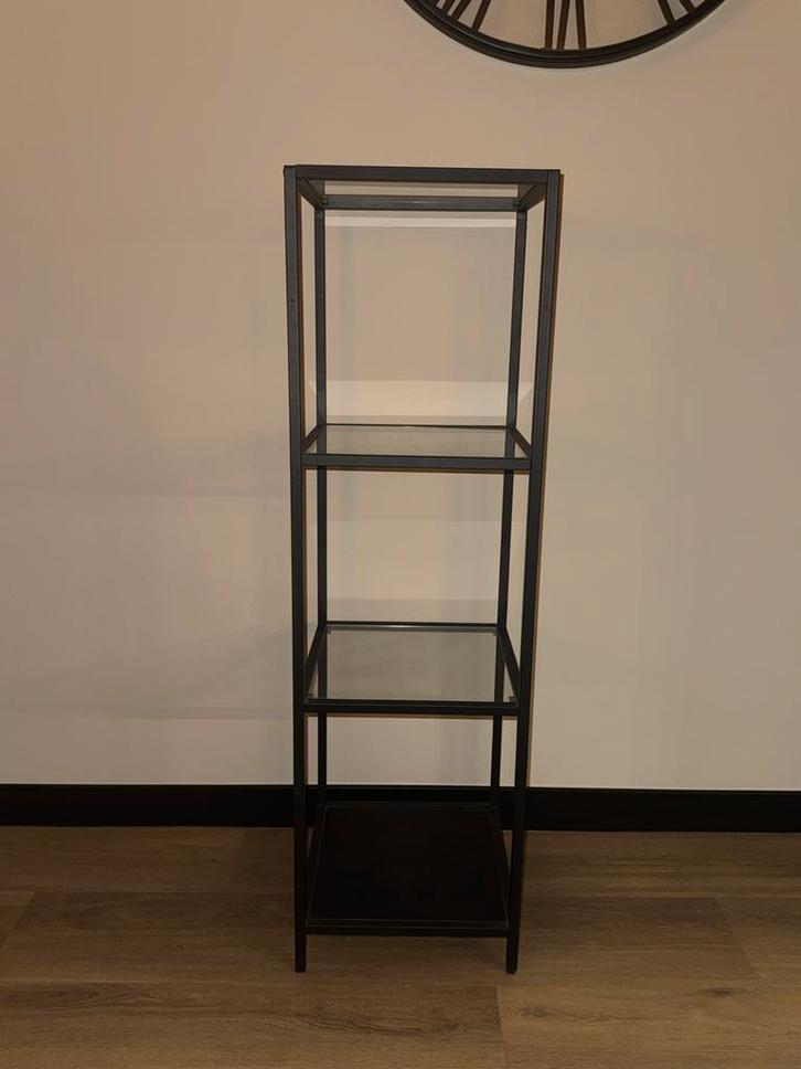 GRATIS IKEA Stellingkast Zwart Metaal/Glas, Huis en Inrichting, Kasten | Stellingkasten, Gebruikt, Ophalen