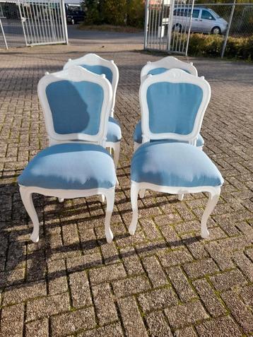 Set 4.mooie brocante stoelen  beschikbaar voor biedingen