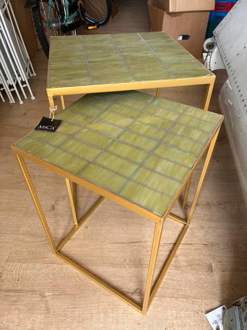 Bijzettafel Mica groen NIEUW, Huis en Inrichting, Tafels | Bijzettafels, Nieuw, Vierkant, 45 tot 60 cm, Minder dan 55 cm, Metaal of Aluminium