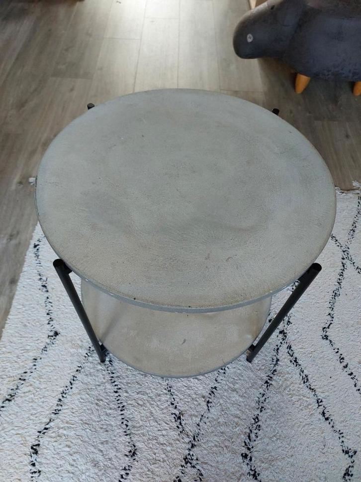 Stenen Salontafel - Uniek Design!, Huis en Inrichting, Tafels | Bijzettafels, Gebruikt, Rond, Minder dan 45 cm, Ophalen
