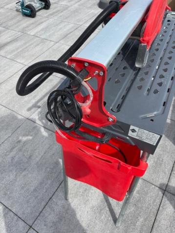 Tegelzaagmachine  beschikbaar voor biedingen