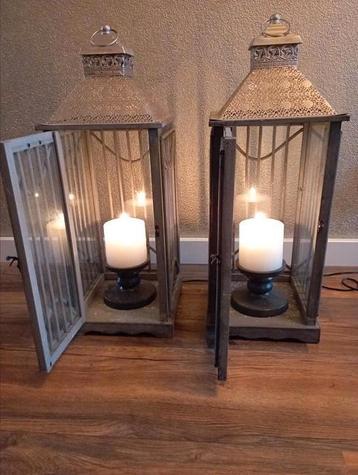 Gezellige lantaarn verlichting  beschikbaar voor biedingen