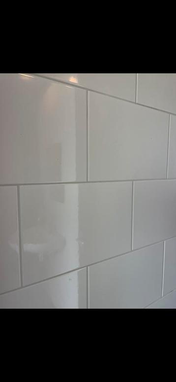 42 m2 witte wandtegel 20x30 cm beschikbaar voor biedingen