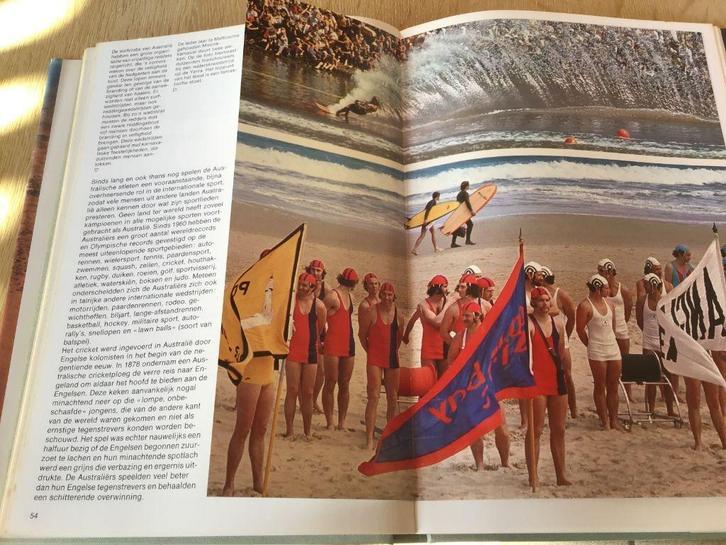 Australië; boek, prachtige, uitzonderlijke natuur o.t.reizen, Boeken, Reisgidsen, Zo goed als nieuw, Reisgids of -boek, Australië en Nieuw-Zeeland