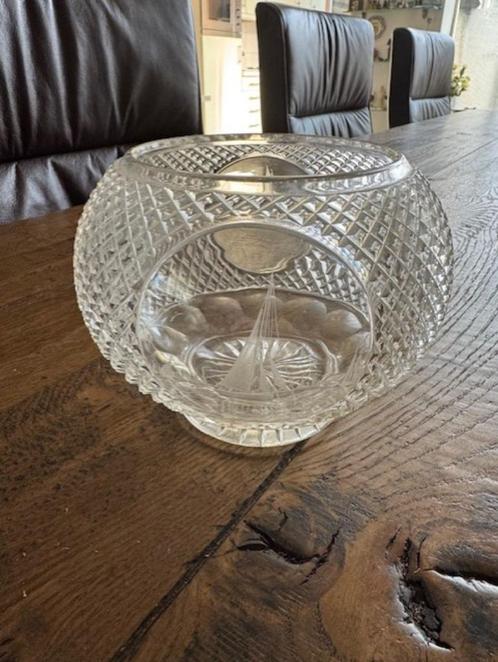 Antieke Kristalen kom met ingeëtste Zeilschepen, Antiek en Kunst, Antiek | Glas en Kristal, Ophalen of Verzenden
