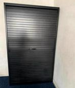 Markant Store roldeurkast zwart met sleutel, Ophalen, Zo goed als nieuw, 25 tot 50 cm, Met slot