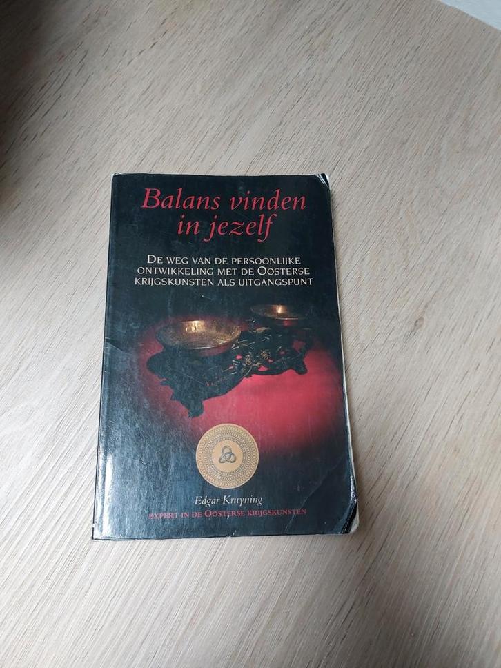 Balans vinden in jezelf, Boeken, Esoterie en Spiritualiteit, Gelezen, Achtergrond en Informatie, Overige onderwerpen, Ophalen of Verzenden