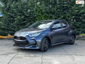 Toyota Yaris 1.5 Hybrid AUT Dynamic LED Camera Carplay ACC C beschikbaar voor biedingen