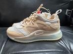 Nike air max 720 OBJ maat 36, Nieuw, Ophalen of Verzenden, Nike, Jongen of Meisje