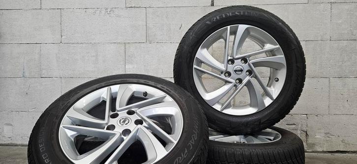 17" Nissan Qashqai J10 J11 orig velgen winterbanden TPMS, Auto-onderdelen, Banden en Velgen, Banden en Velgen, Winterbanden, 17 inch