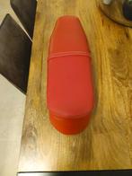 Origineel rood zadel, Ophalen of Verzenden