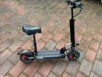 Elektrische step met zadel 800watt accu afstand 50 km, Fietsen en Brommers, Ophalen of Verzenden, Zo goed als nieuw, Elektrische step (E-scooter)