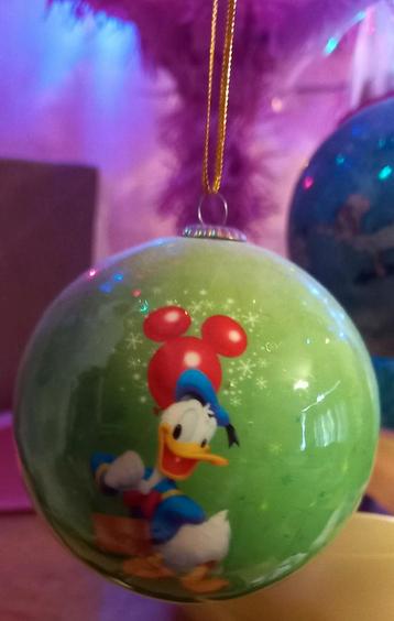 60 Disney Kerstballen beschikbaar voor biedingen