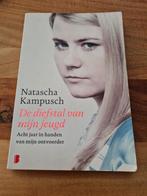 Natascha Kampusch - De diefstal van mijn jeugd, Ophalen of Verzenden, Zo goed als nieuw, Nederland, Natascha Kampusch