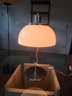 Vintage Guzzini faro tafellamp, Vintage design, Ophalen of Verzenden, Zo goed als nieuw, Minder dan 50 cm