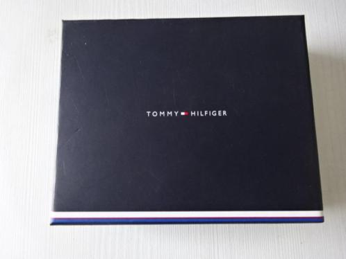 Leeg doosje van Tommy Hilfiger, Sieraden, Tassen en Uiterlijk, Armbanden, Nieuw, Ophalen of Verzenden