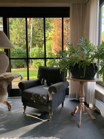 Landelijke fauteuil Urban Sofa. beschikbaar voor biedingen