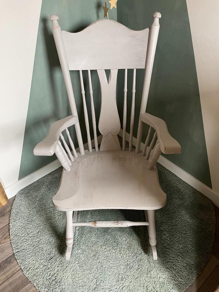 Vintage handgemaakte schommelstoel (karaktermeubel), Antiek en Kunst, Antiek | Meubels | Stoelen en Banken, Ophalen