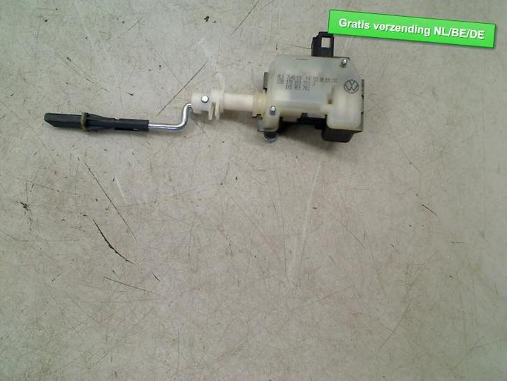 TANKKLEP SCHAKELAAR Touran (1T1 / T2) (1T0810773A), Auto-onderdelen, Dashboard en Schakelaars, Volkswagen, Gebruikt