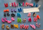 22 paar Barbie schoentjes uit div. perioden en 17 enkelingen, Gebruikt, Mattel, Mattel, Ophalen of Verzenden