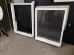 2 Velux kunststof dakramen GGU P06 en GGU C02, Ophalen, Gebruikt, Dakraam, Dubbelglas